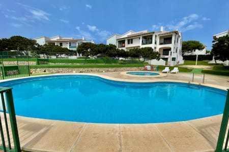 Boschapartamento De 2 Dormitorios Y Con Piscina ซิวตาเดญา ภายนอก รูปภาพ